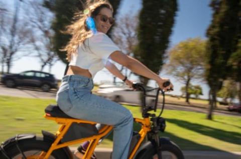 Las bicicletas eléctricas que están cambiando cómo nos movemos en las ciudades latinoamericanas