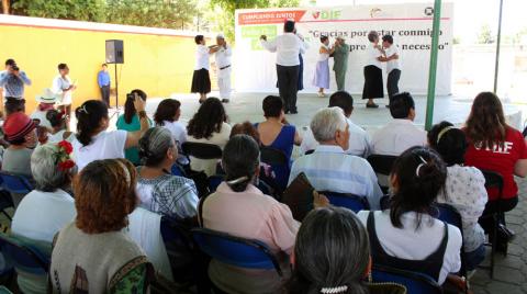 Conmemora DIF de Xoxo el Día del Abuelo